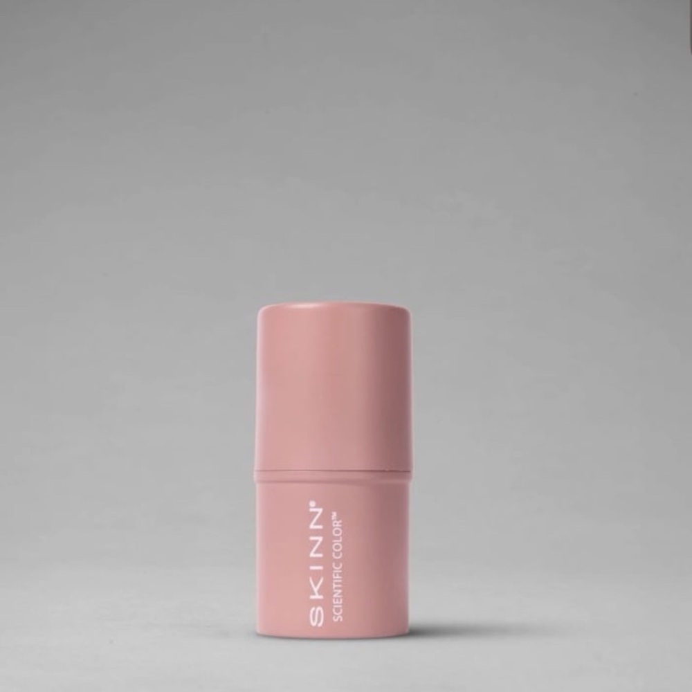 SKINN Glass Effect Treatment Balm